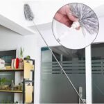 Microfiber-Feather-Duster-Bendable-Extendable-Long-3.jpg